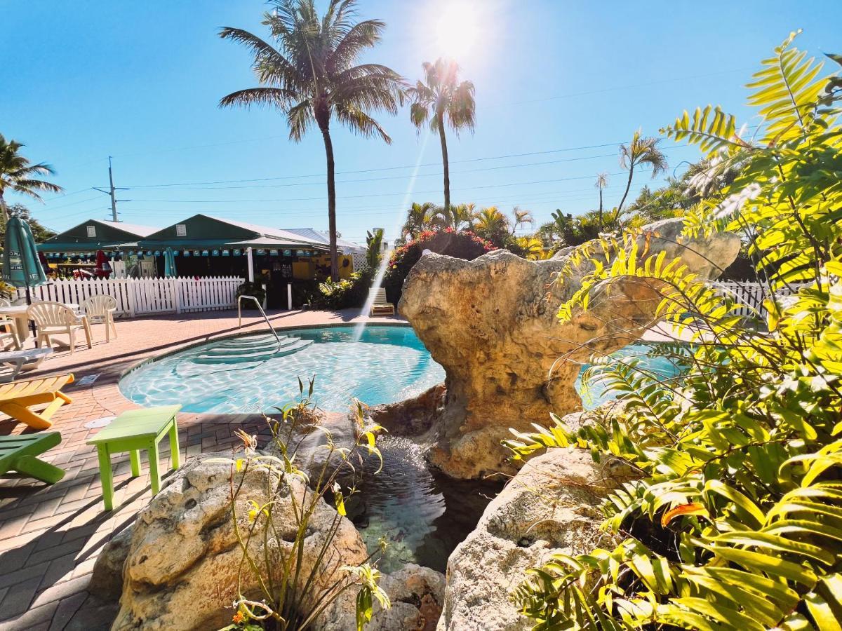 The Ocean View Inn Islamorada Bagian luar foto